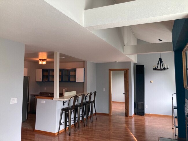 Foto del edificio - 1106 Wildrose Ct