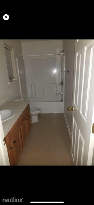 Foto del edificio - 3 br, 2 bath Townhome - 1821 Ingalls Ln