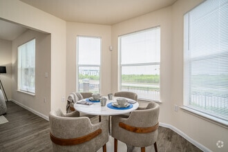 2BR, 2BA - 1,332SF - Crossings at Hillcroft