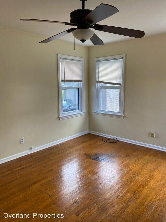 Building Photo - 3 br, 1 bath House - 5668 Wellington Rd