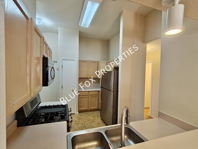 Foto del edificio - 9422 E Cork St