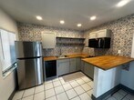 Foto principal - 1418 SW 27th St