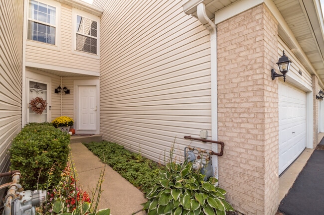 Building Photo - 444 Windham Cove Dr