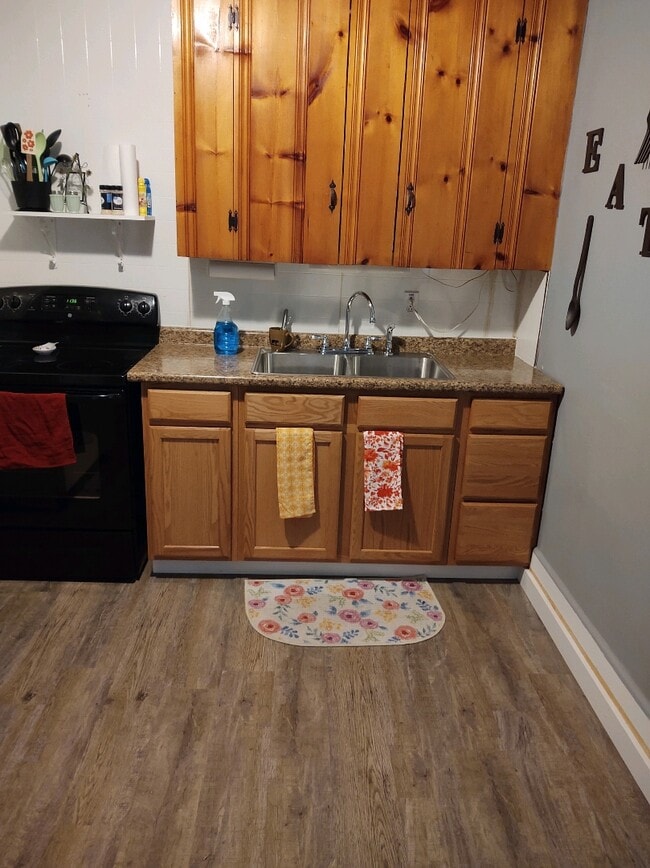 Building Photo - 3 Park Ave