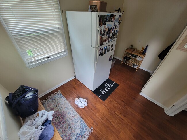 Foto del edificio - 450 Linden Ave