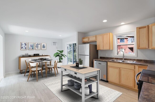 Building Photo - 8475 Bumble Bee Way