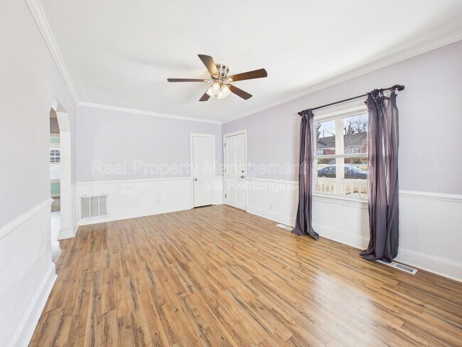 Foto del edificio - 1621 Ohio St