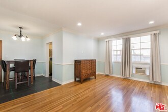 Building Photo - 921 N Spaulding Ave