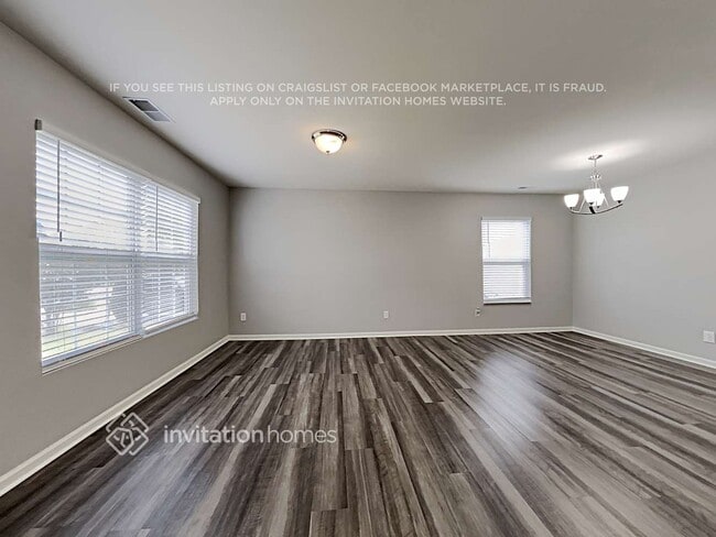 Building Photo - 10921 Dry Stone Dr