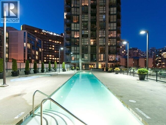 Building Photo - 1199 Seymour St