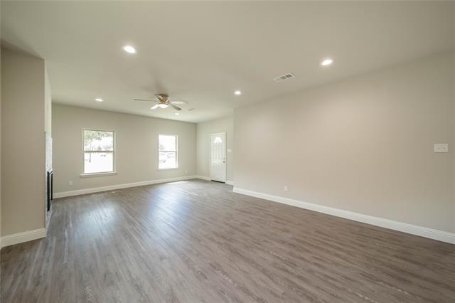 Building Photo - 2810 College Park Dr