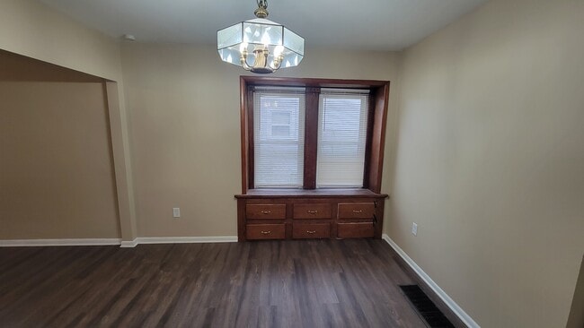 Building Photo - 431 Delmar Ave