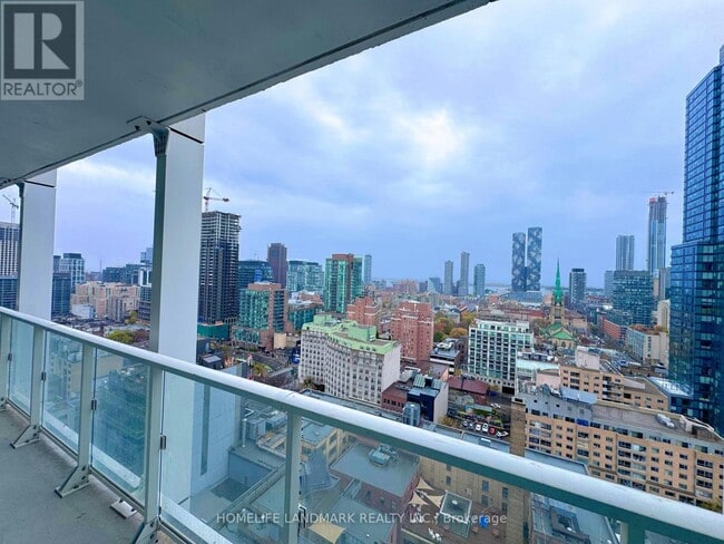 Building Photo - 88 Queen St E