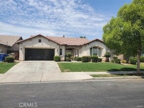 Building Photo - 11110 Snowcreek Falls Ave
