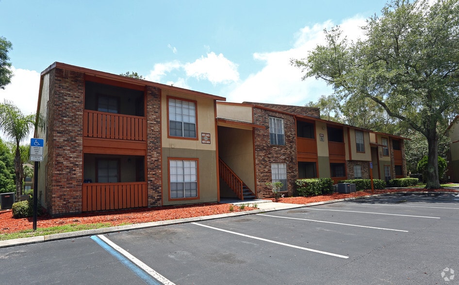 Arbour Ponds Apartment Homes Rentals Tampa, FL