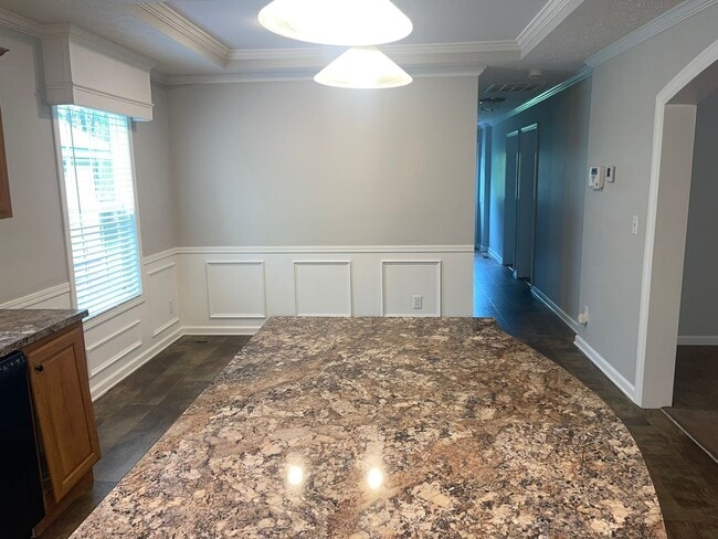 Foto del edificio - Beautiful 3 Bedroom Home in Lockwood Community!