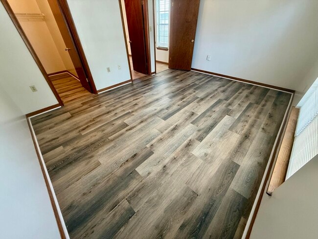 Building Photo - 134 Alder Ave SE