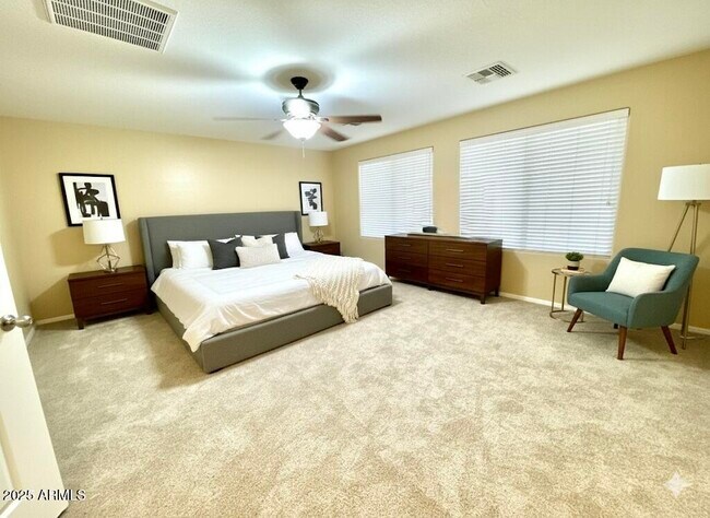 Building Photo - 42564 W Palmyra Ct