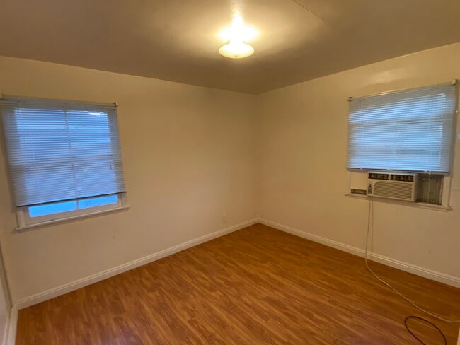 Building Photo - 2655 Foss Ave