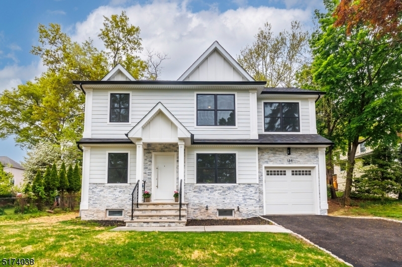 Foto principal - 134 Hillside Ave