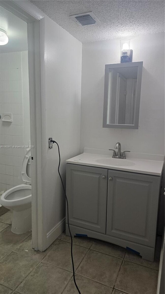 Building Photo - 7503 NW 44th Ct