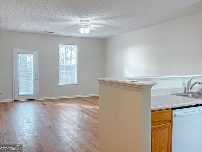 Building Photo - 38 Timber Ridge Dr