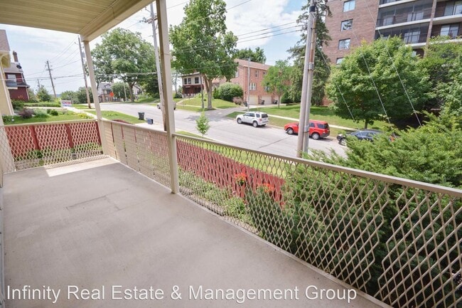 Building Photo - 2 br, 2 bath House - 410 6th Ave SW #M10