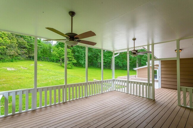 Foto del edificio - 2134 Morris Hill Rd
