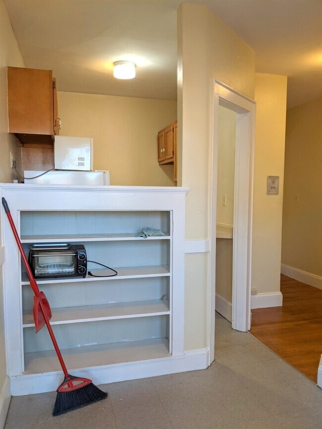 Foto del edificio - 16 Cogswell Ave