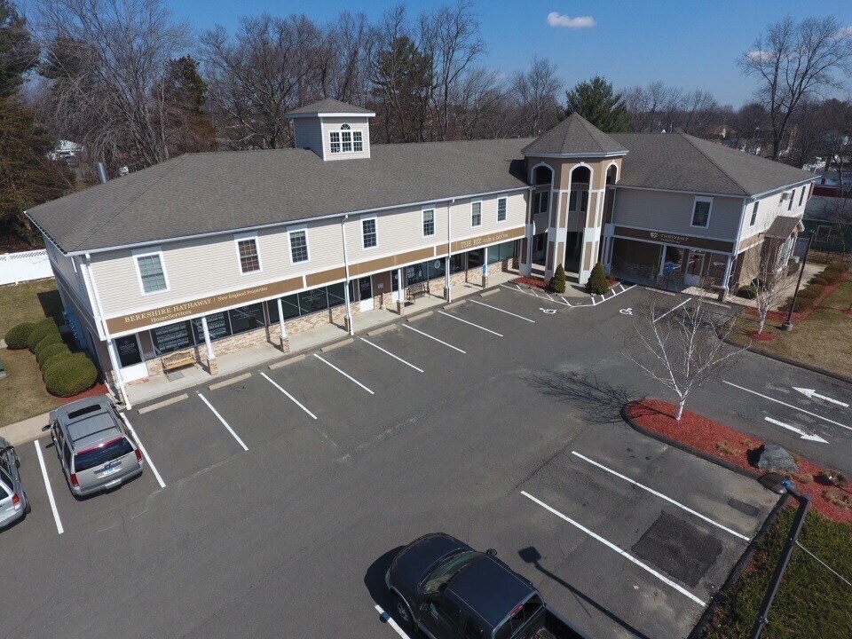 Building Photo - 950 Terryville Ave