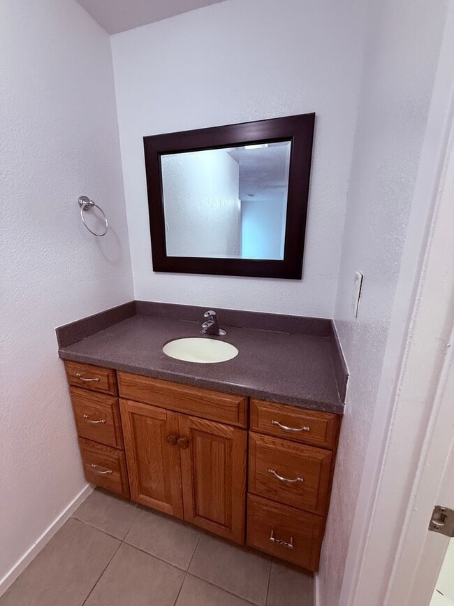 Foto del edificio - Available Soon! WITH HVAC