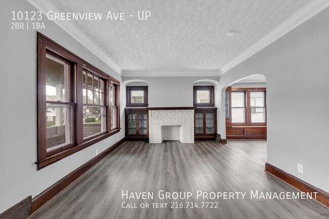 Building Photo - 10123 Greenview Ave