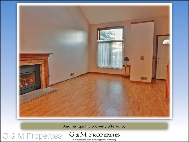 Foto del edificio - 5700 Running Brook Rd