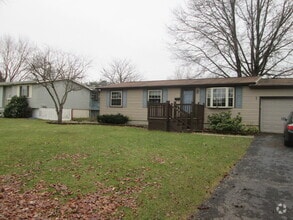 Building Photo - 597 Aurora Dr