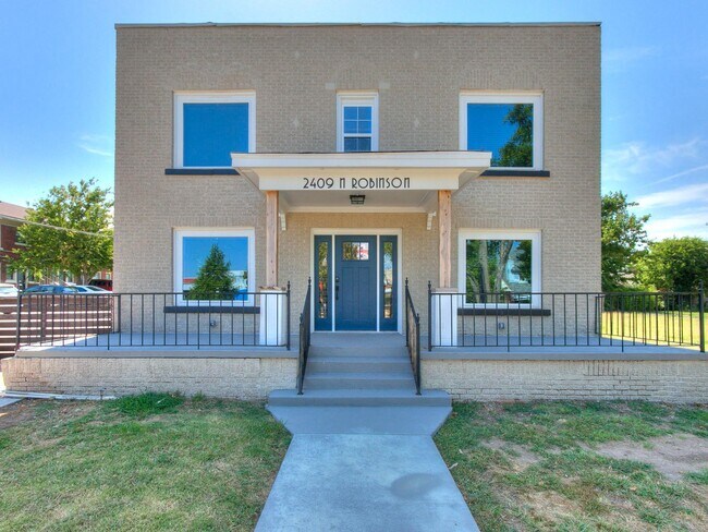 4Plex, recently renovated - 2409 N Robinson Ave