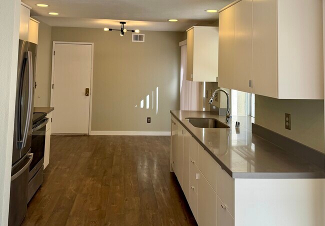 Building Photo - 34179 Tony Ter