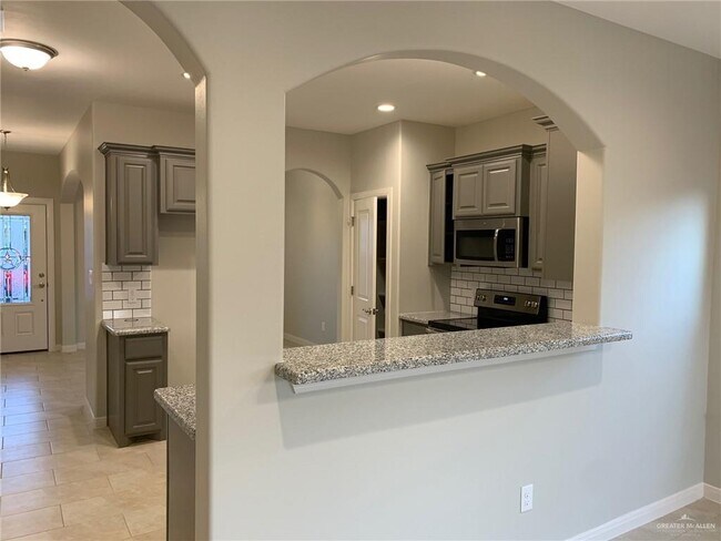 Foto del edificio - 500 S Paseo Del Rey Rd