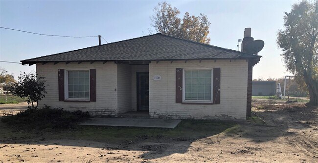 Building Photo - 10653 Denver Ave