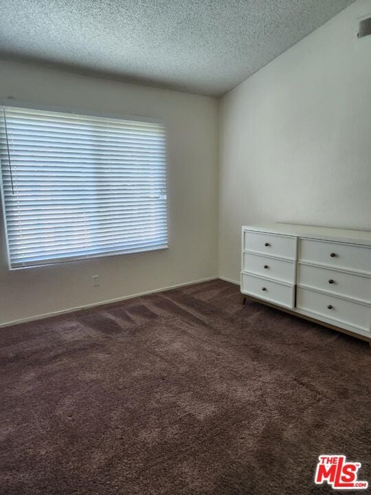 Building Photo - 3860 Amberly Dr