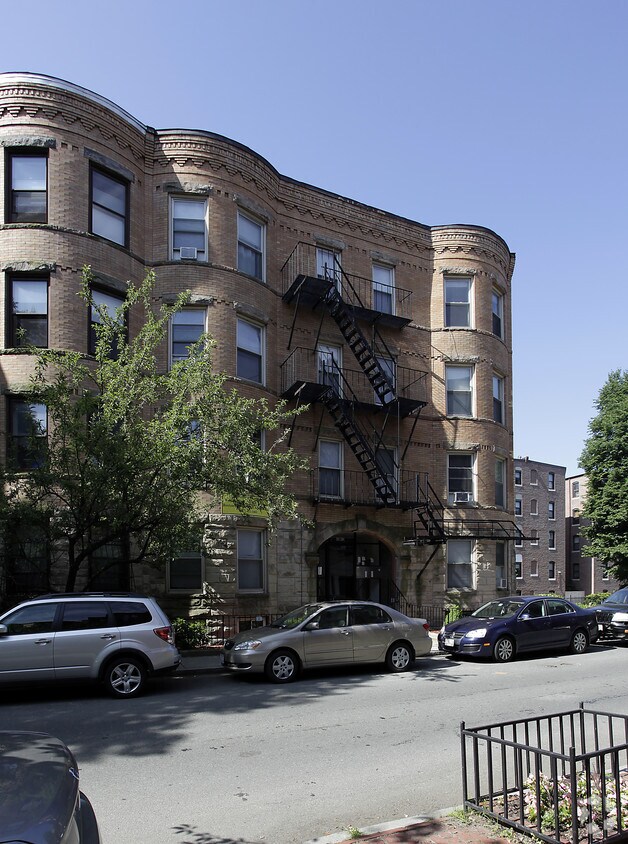 Foto del edificio - Symphony Road Apartments