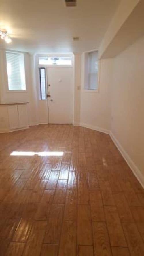 Living Room toward Front - 634 W Oakdale Ave