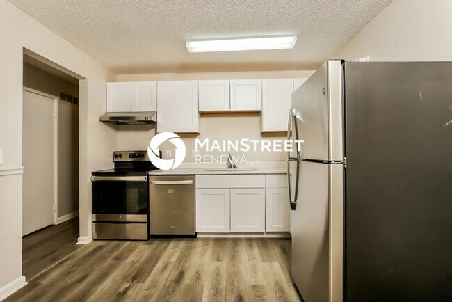 Building Photo - 3 Bedroom Pet-Friendly Home in St. Louis, MO with Main Street Renewal