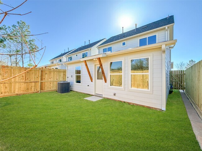 Foto del edificio - 824 Waxahachie St