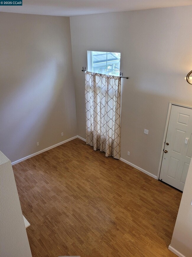 Foto del edificio - 4764 Central Pkwy