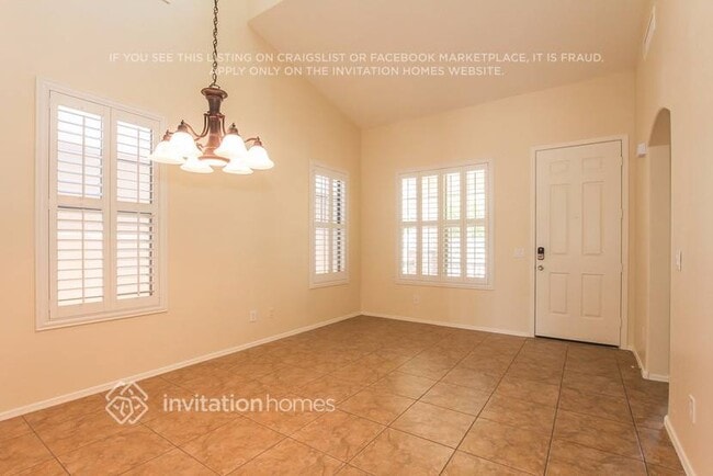 Building Photo - 15125 W Aster Dr