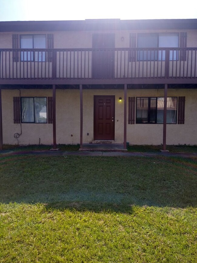 Foto del edificio - 3702 E 11th St