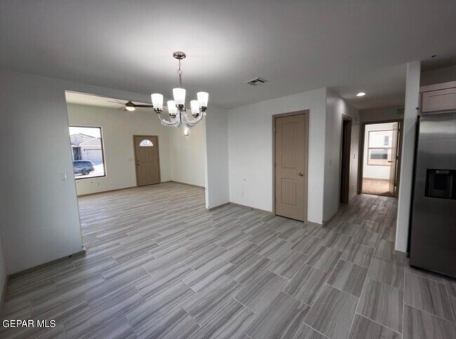 Foto del edificio - 617 Cedarwood Ave