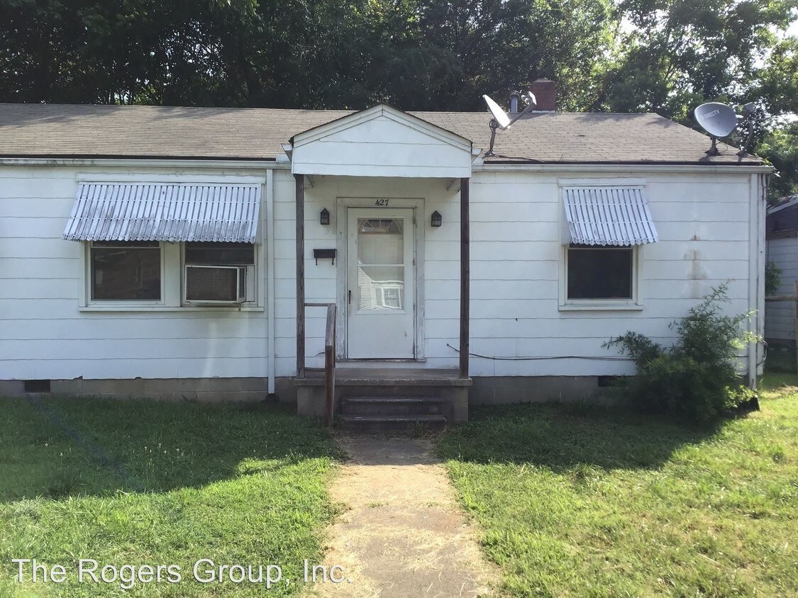 Primary Photo - 425-427 Mitchell St