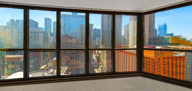 Photo - 10 E Ontario St Apartment