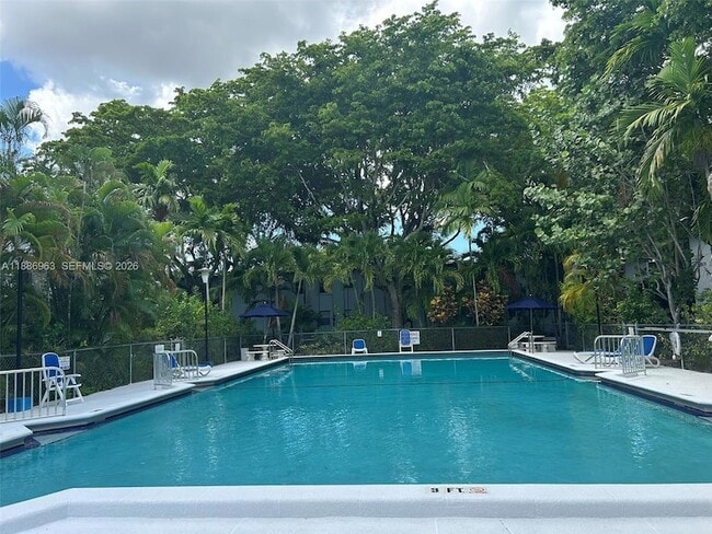 Foto del edificio - 7865 SW 57th Ave